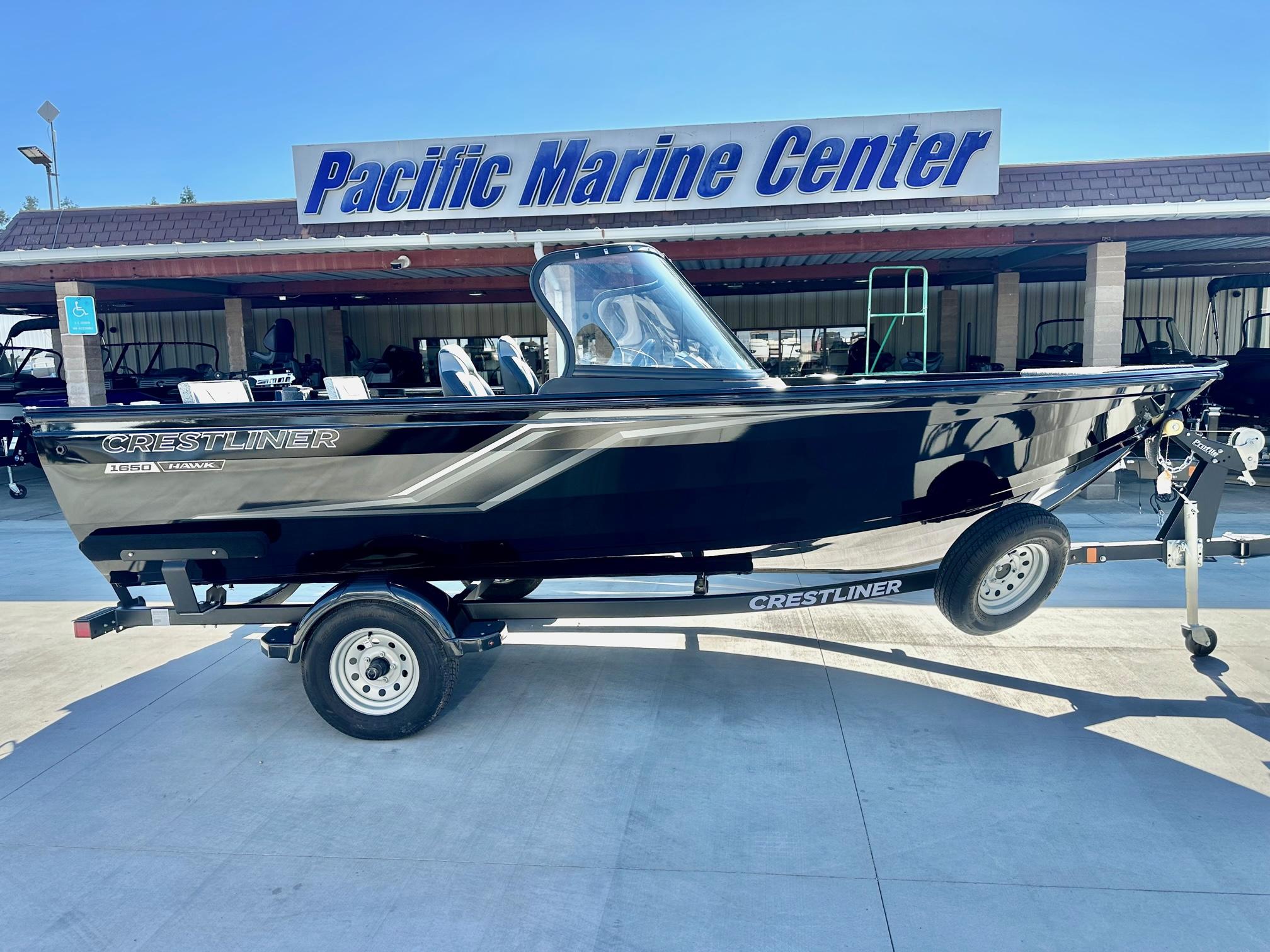 Crestliner 1650 Hawk w/ 90HP Mercury!