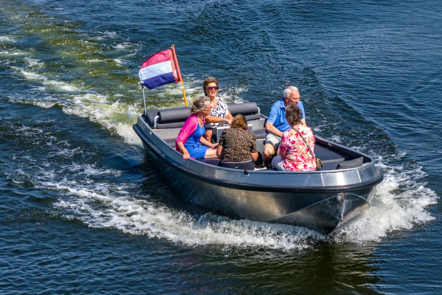 2025 Skimmer 6000 ALU sloep vaarklaar met Yamaha motor!