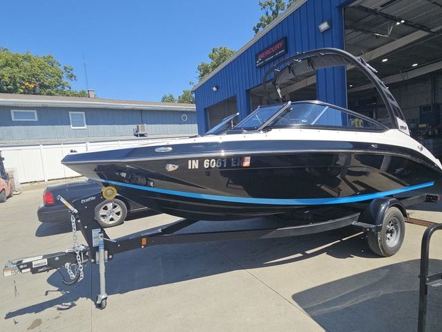 2022 Yamaha Boats 195S