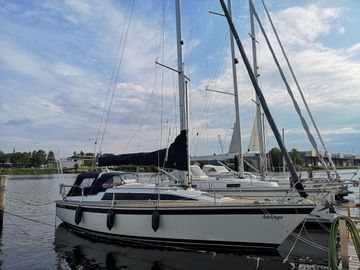 1986 Friendship 33