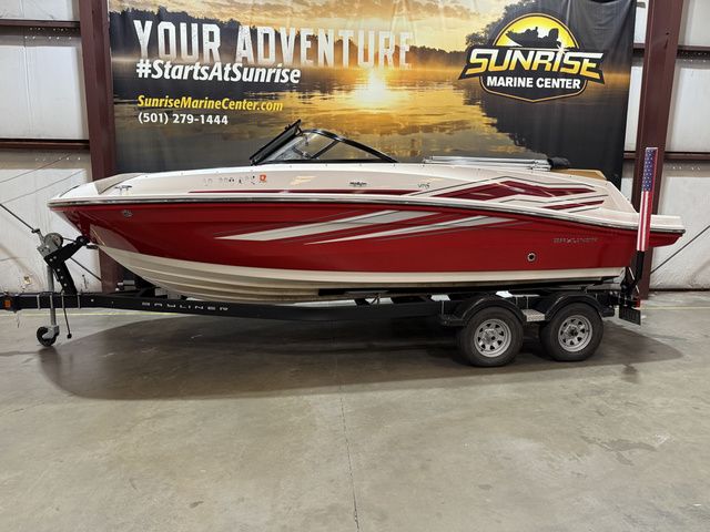 Bayliner VR5 Bowrider