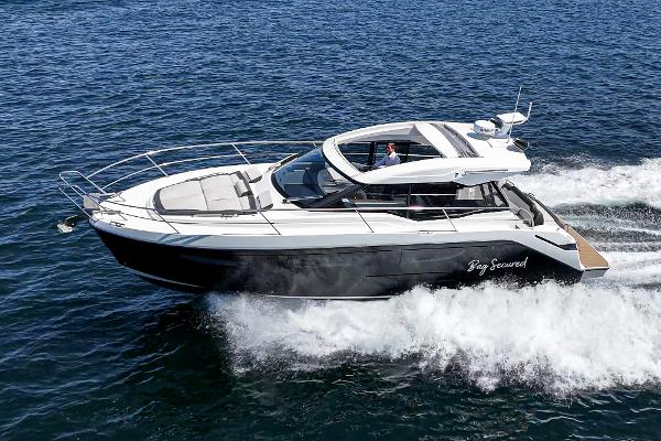 2023 Bavaria SR36