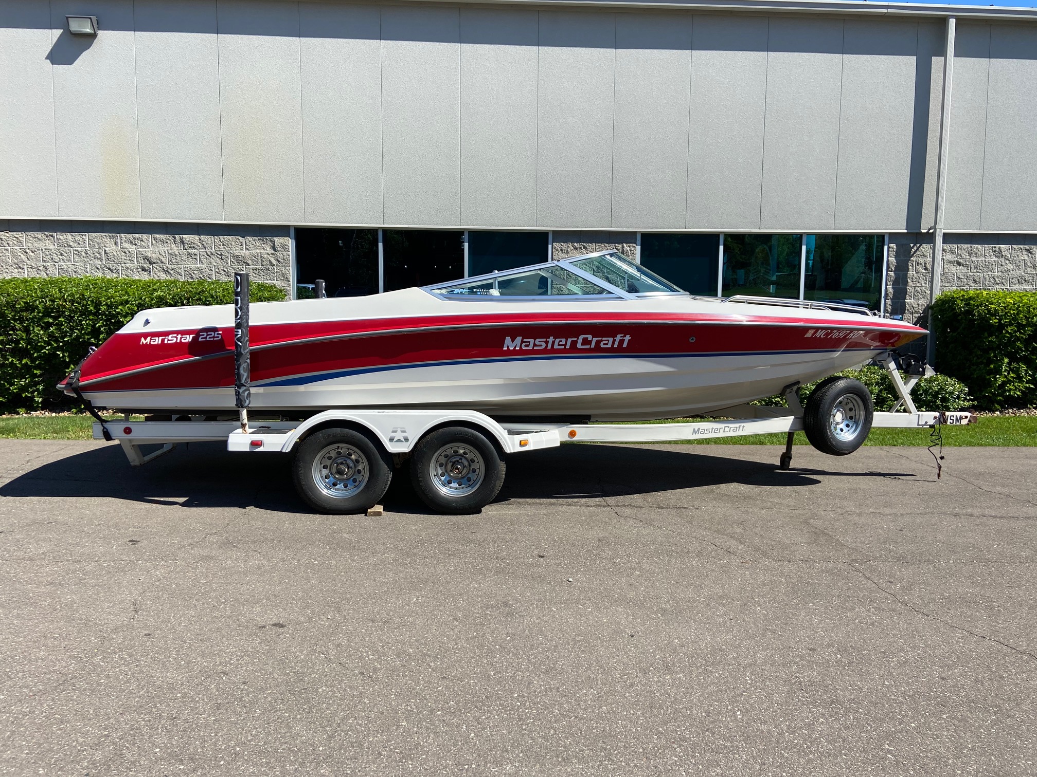 Used Mastercraft ski and wakeboard boat for sale