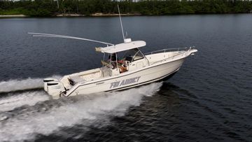 2003 Pursuit 3070 Center Console