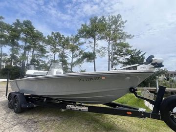 2023 Hewes Redfisher 21