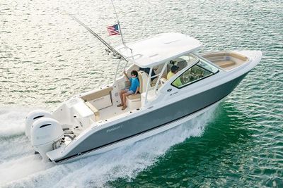 Pursuit DC 266 Dual Console Boat