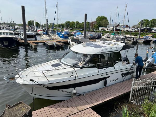 Jeanneau Merry Fisher 895