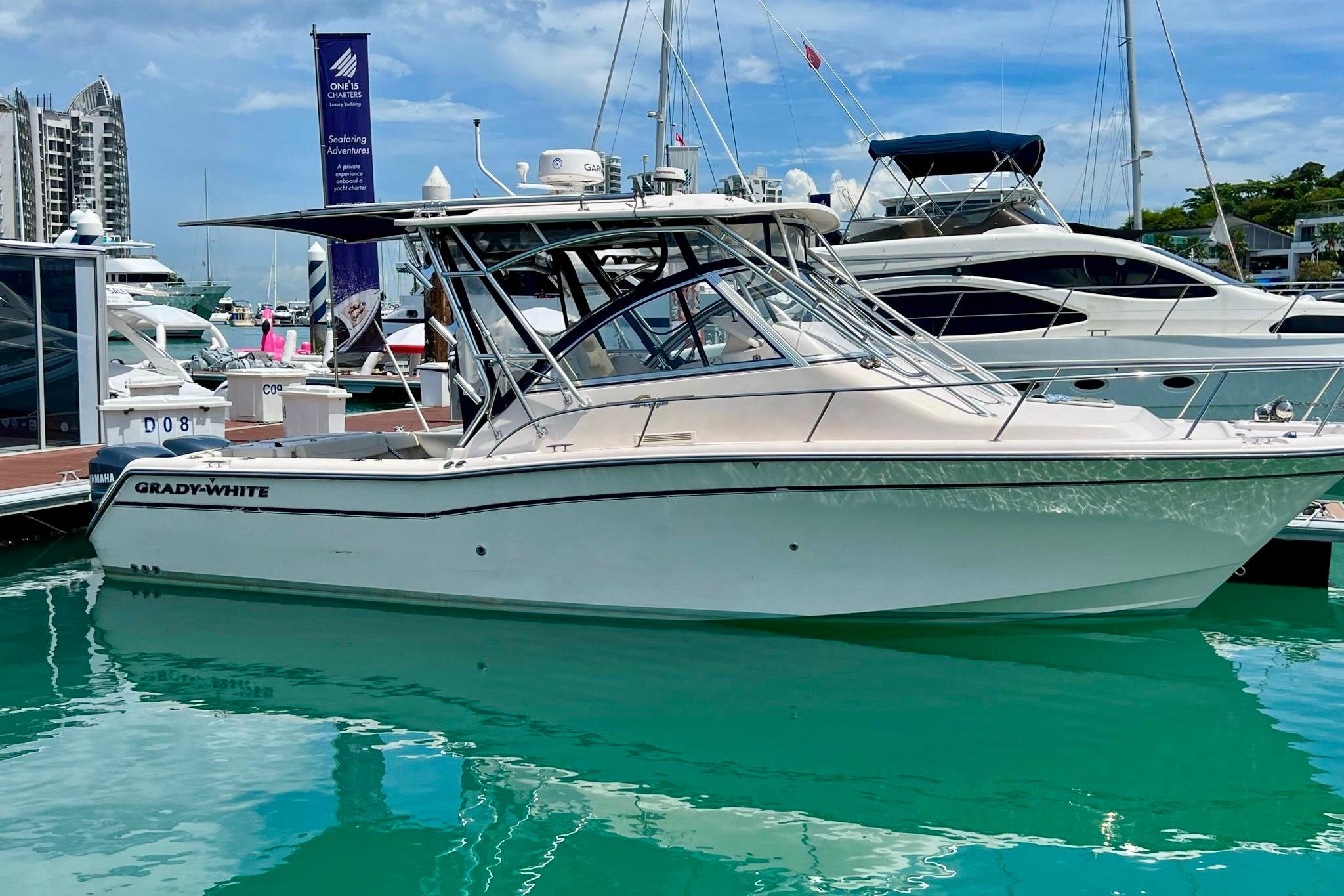 2007 Grady-White Express 305