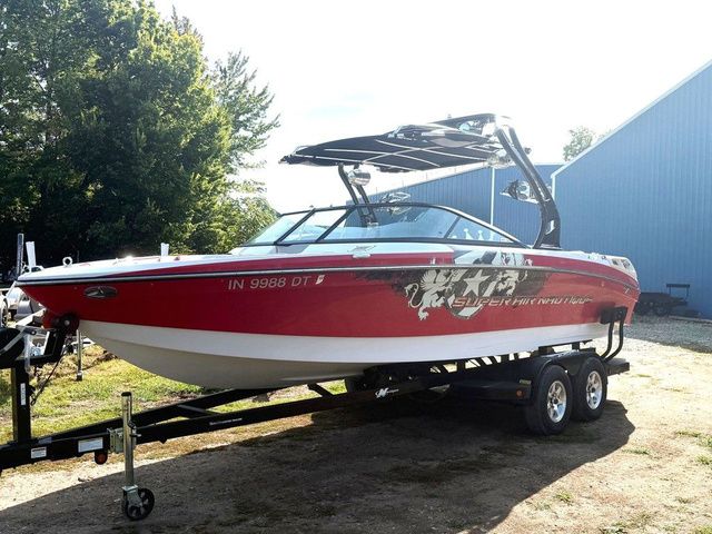 2009 Nautique Super Air Nautique 230