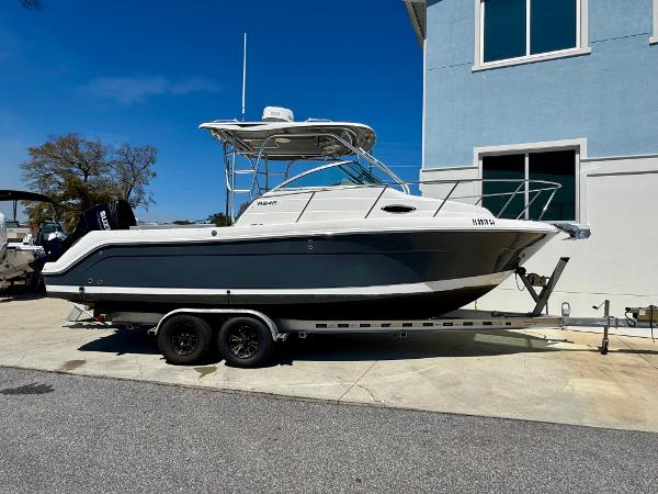 2015 Robalo R245 Walkaround