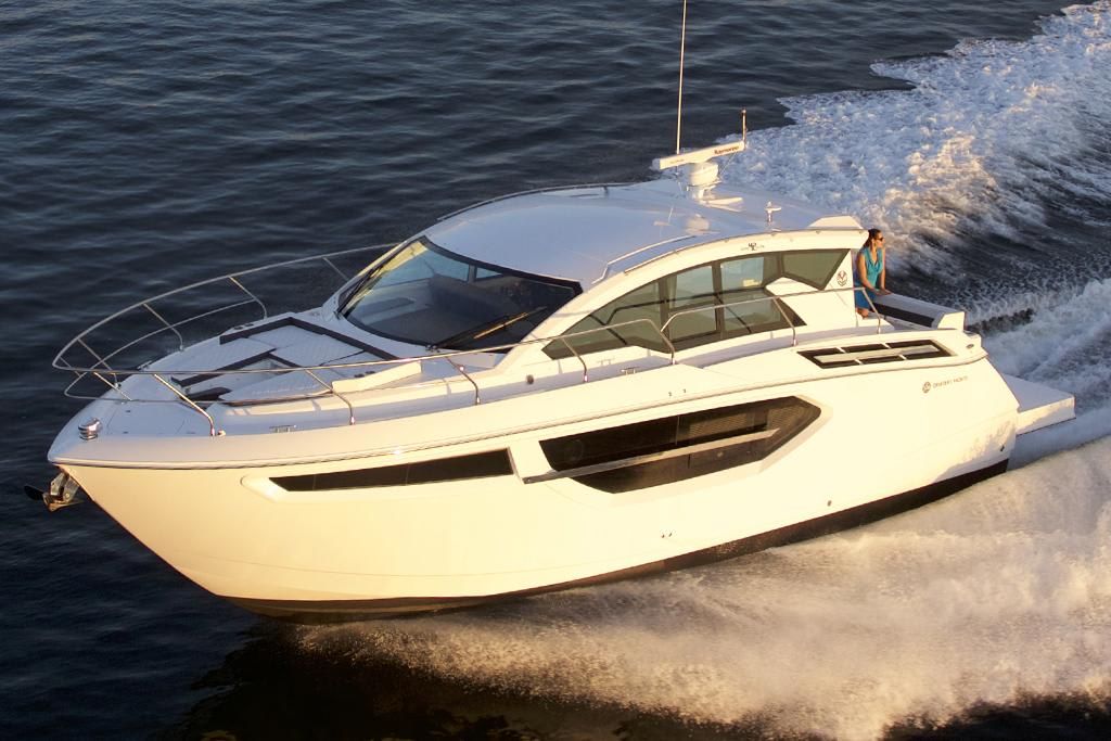 2026 Cruisers Yachts 42 Cantius