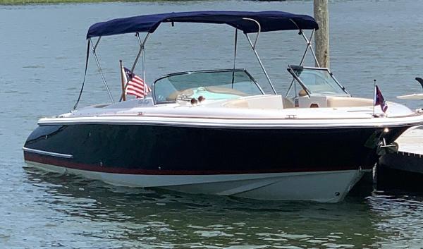 2008 Chris-Craft Launch