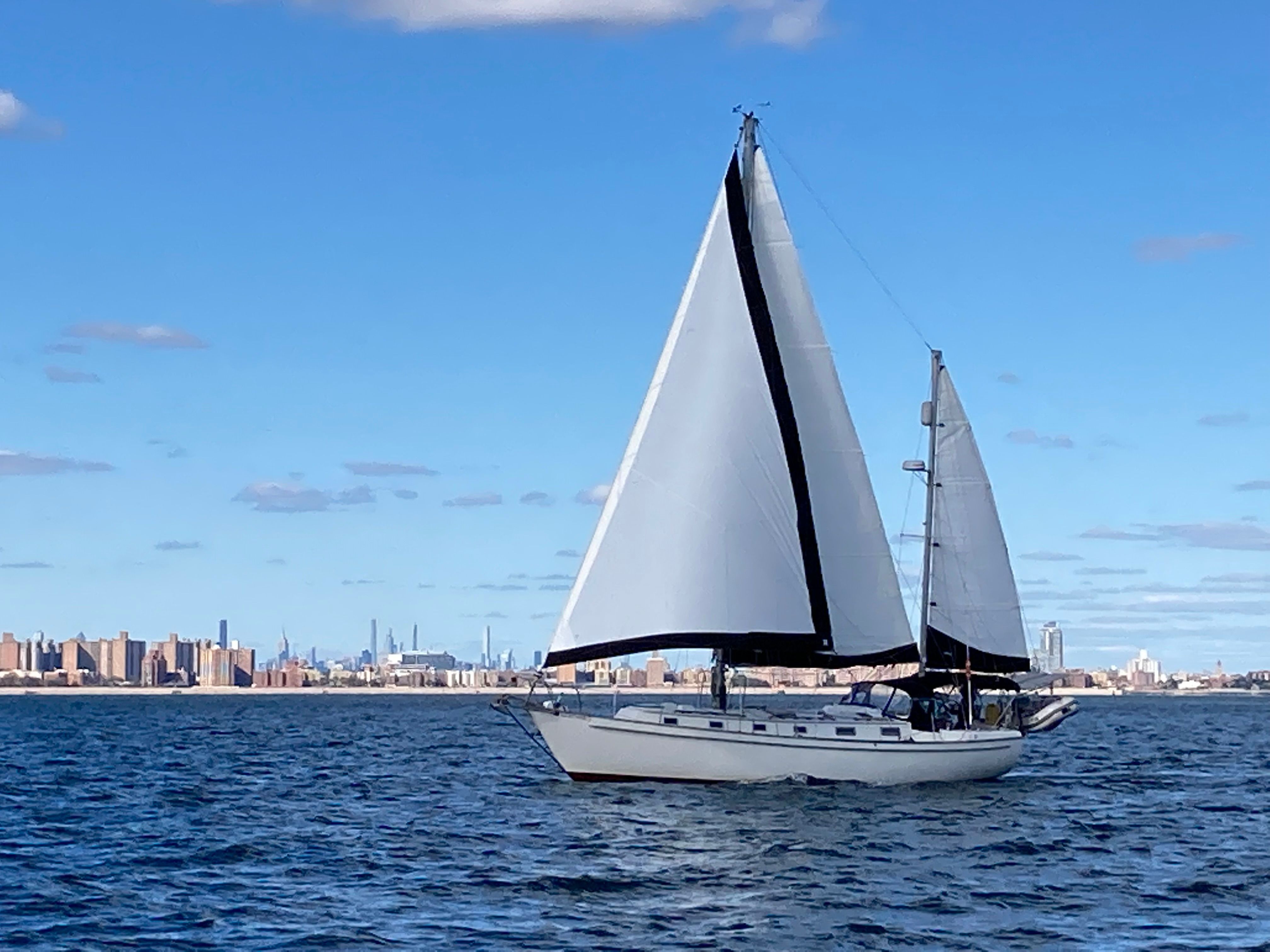 1983 Pearson 424 Ketch