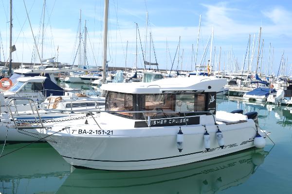 Quicksilver SENTINEL 28 Cabin / Profisher