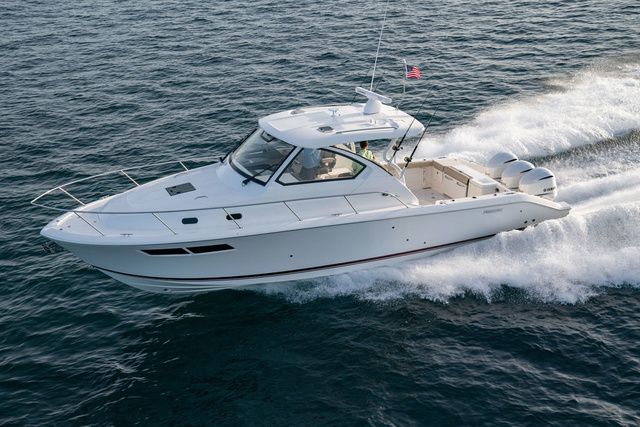2025 Pursuit Boats OS 355