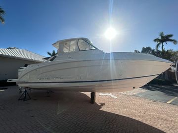 2025 Regal 33 SAV