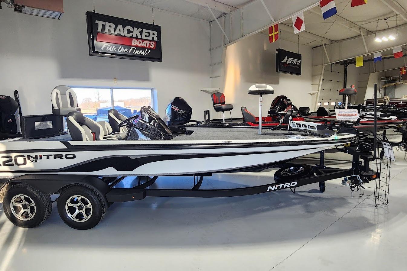 Nitro Z20 XL 2025 Nitro Z20 XL boat displayed in showroom with Tracker Boats signage.