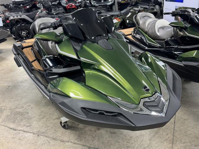 2025 Kawasaki ULTRA 160LX