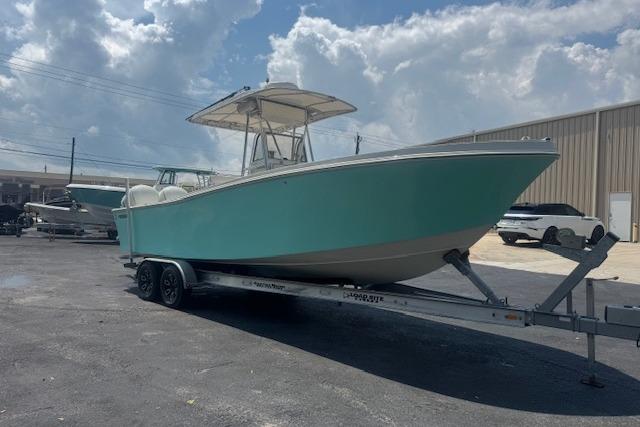 1992 Mako 261 Center Console