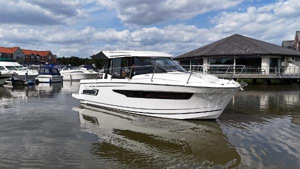 Jeanneau Merry Fisher 895