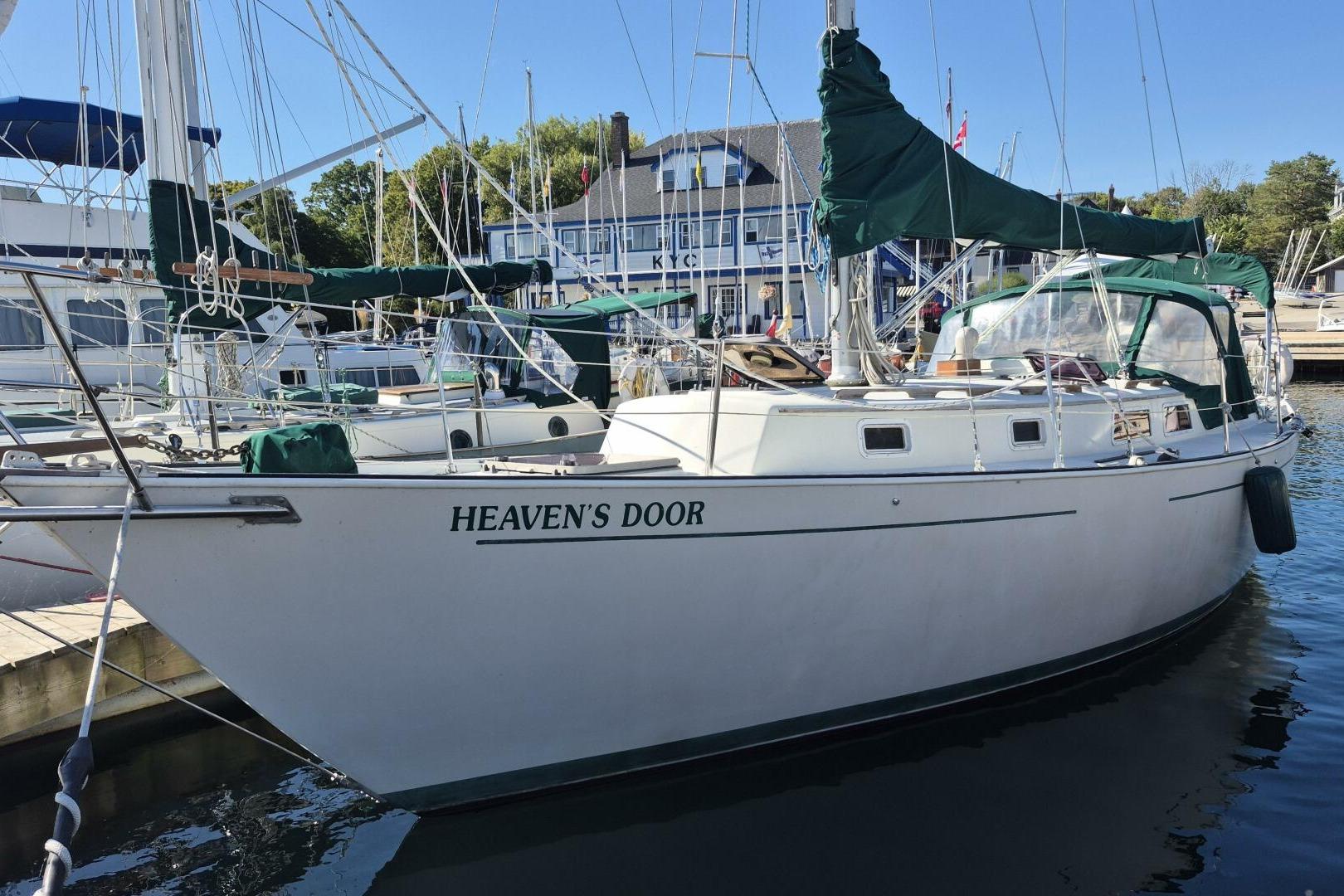 1981 Niagara 35 Classic
