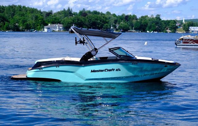 2024 MasterCraft NXT21