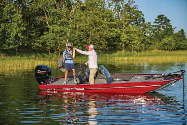 2026 Tracker Bass Tracker Classic XL