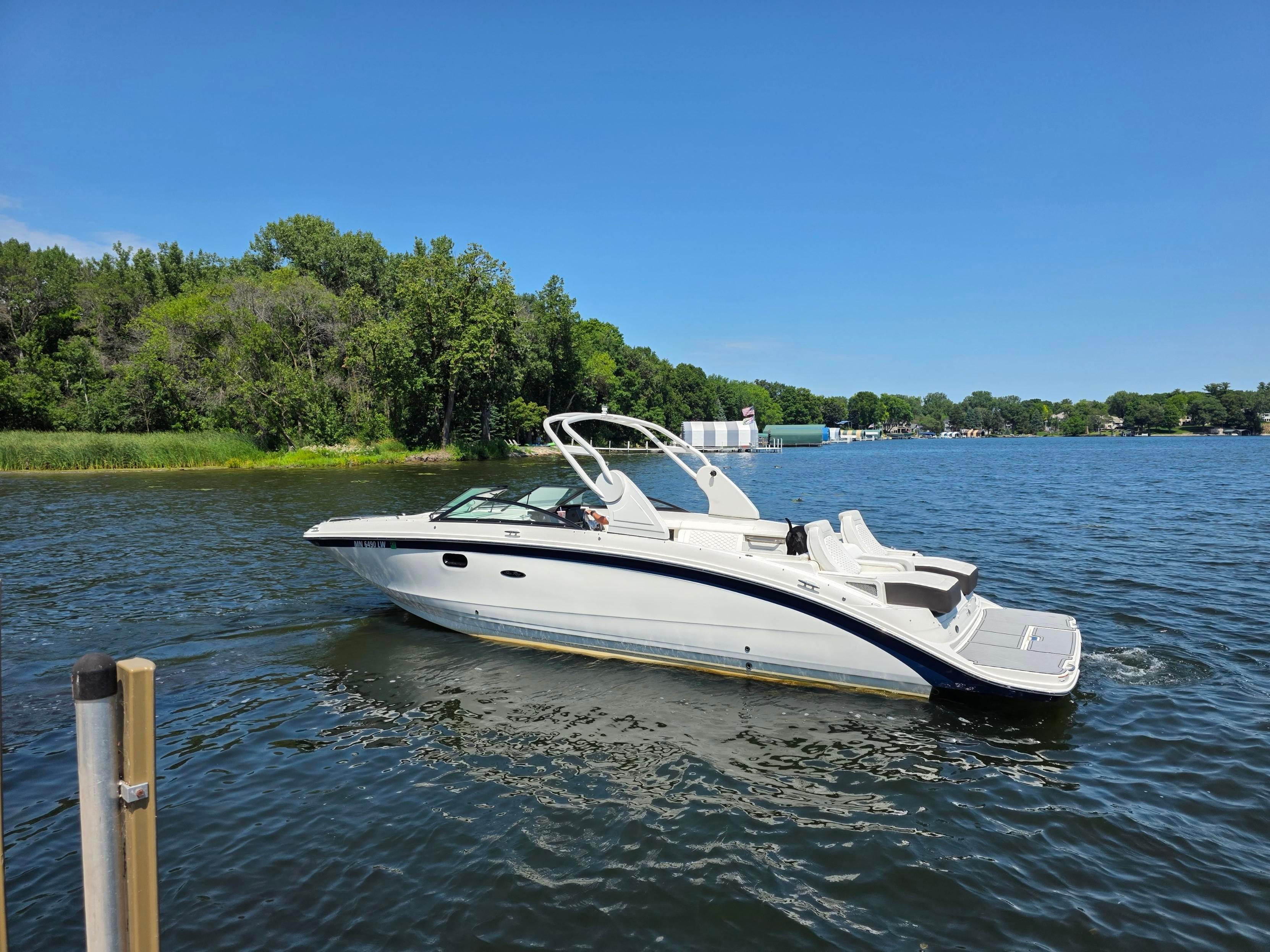 2019 Sea Ray SDX 290