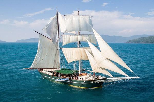 1902 Custom Sailing