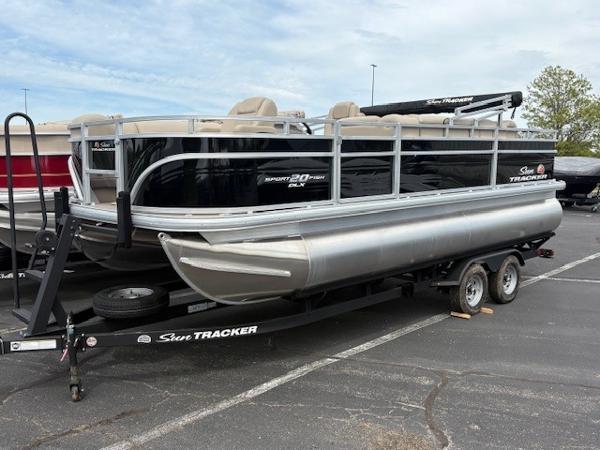 2025 Sun Tracker SportFish 20 DLX
