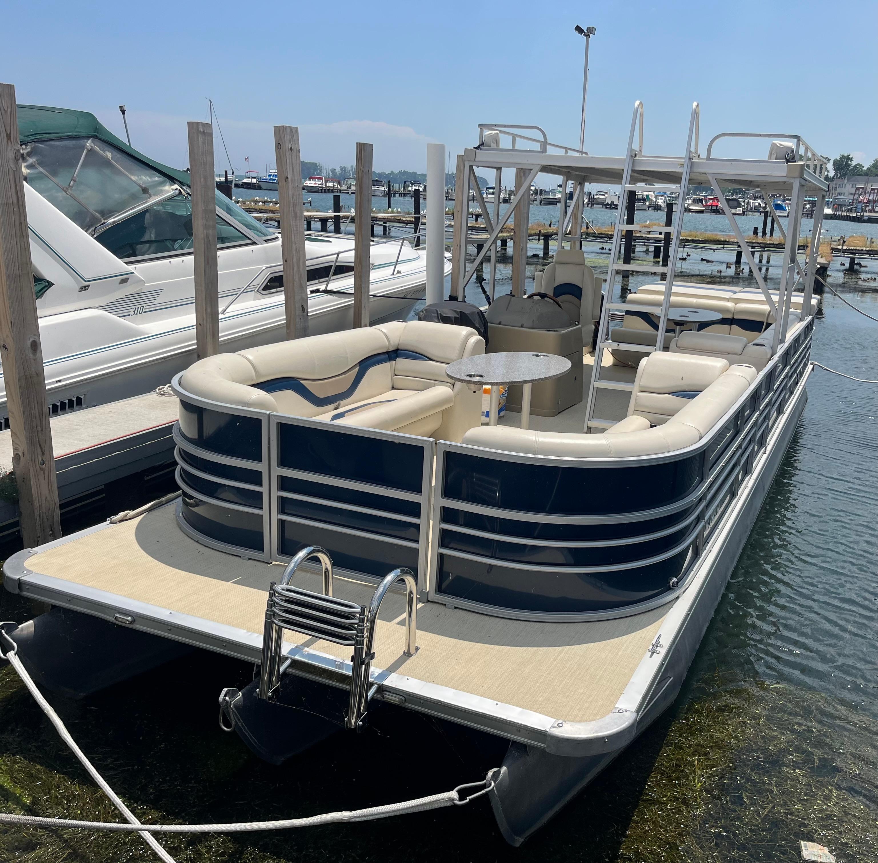 2016 Custom King Mariner Custom