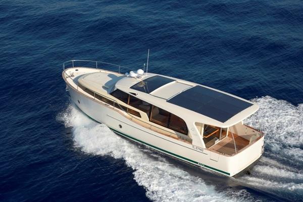 2022 Greenline 40 Hybrid