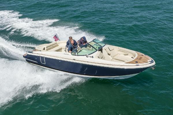 Chris-Craft Launch 28 GT