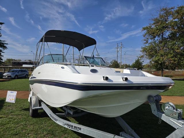 Hurricane SunDeck 187 OB