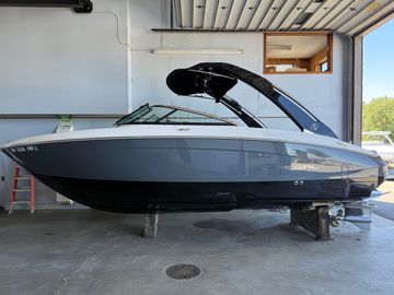 2020 Regal LS4 Surf