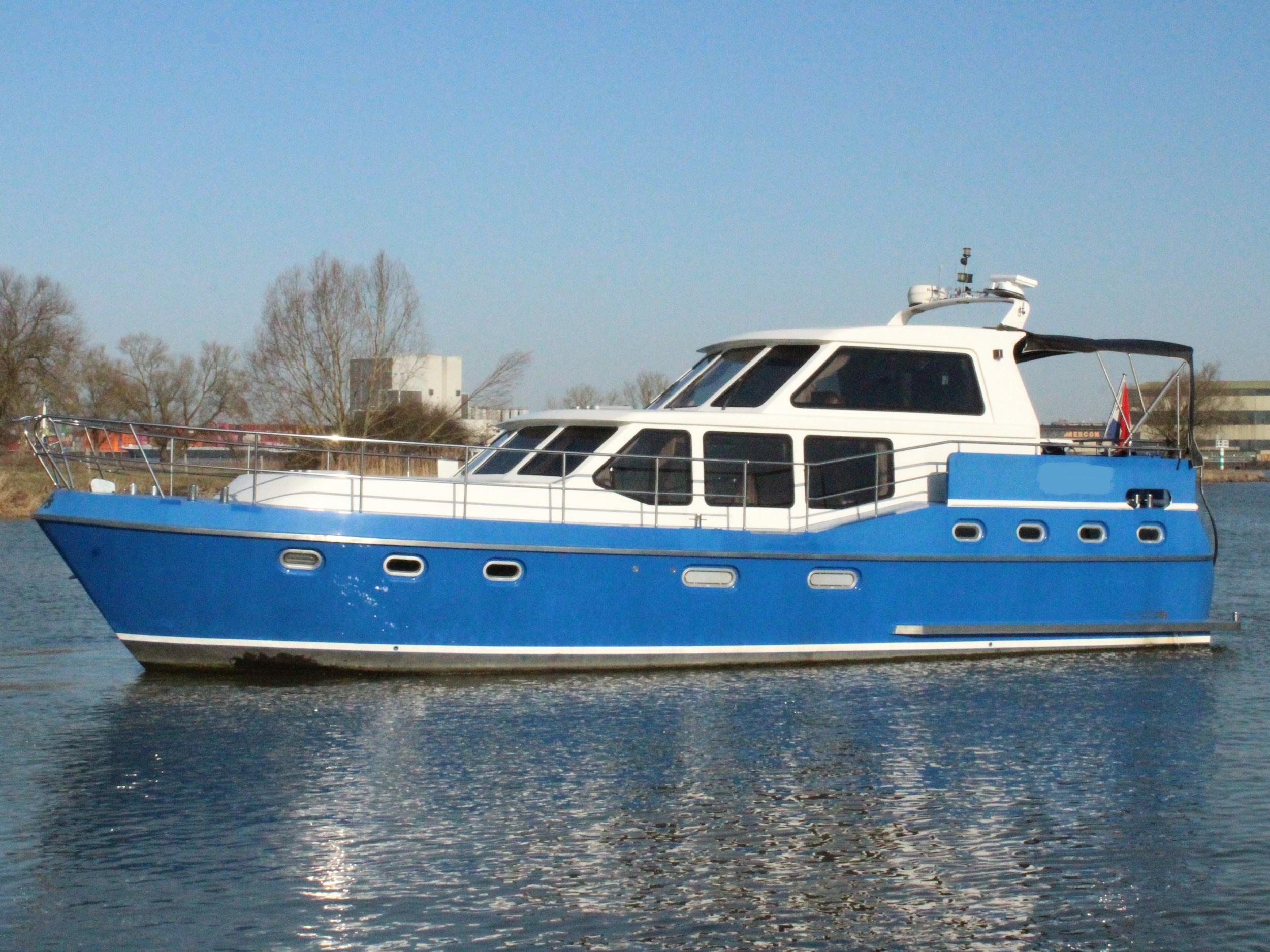 2007 Aqualine 46 Pilothouse