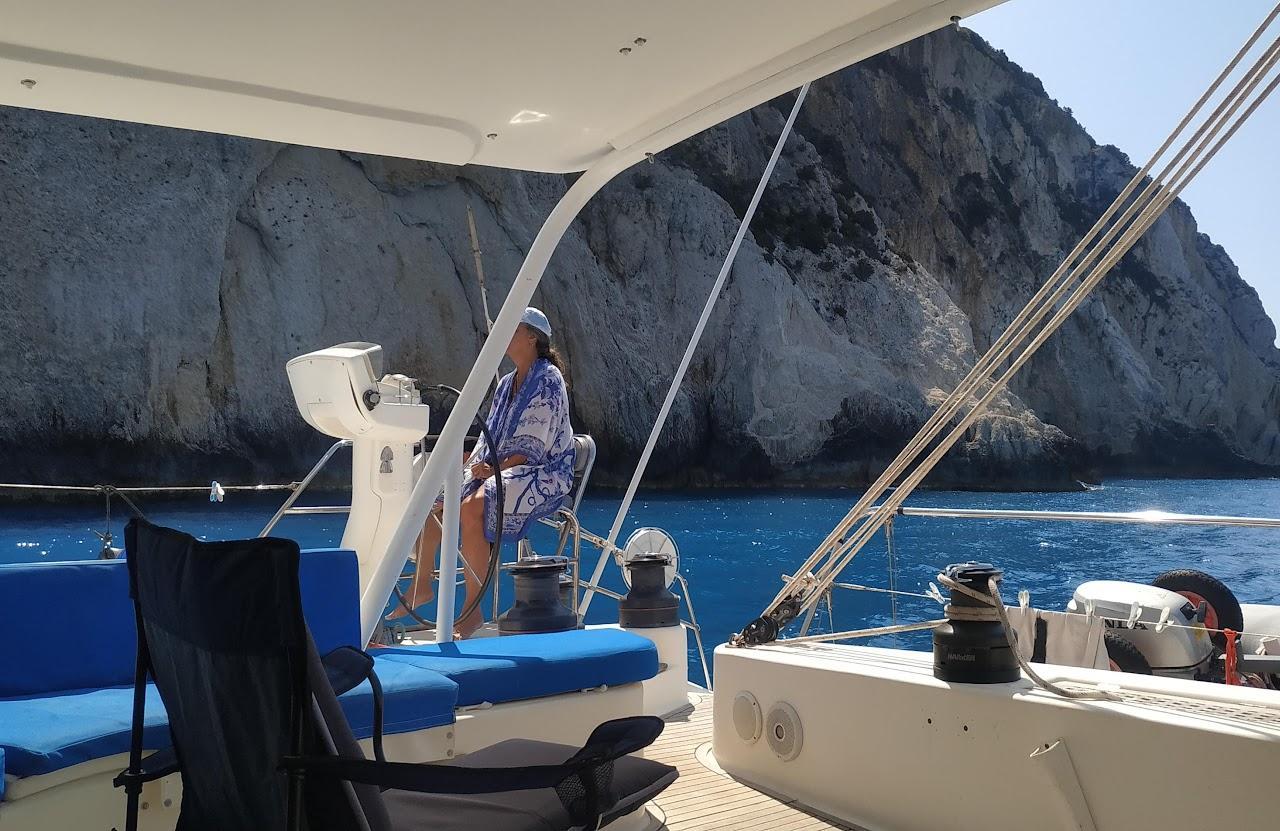 2001 Catana 582