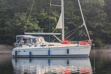 2004 Hunter 41 Aft Cockpit