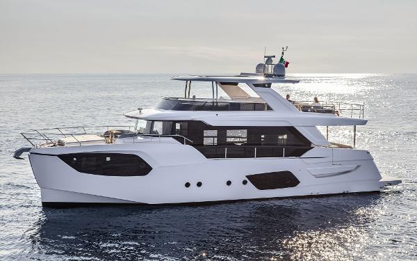 2023 Absolute Navetta 68