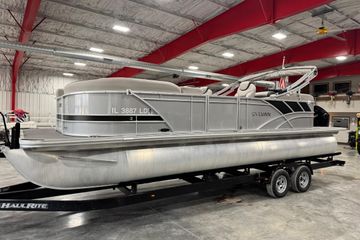 2022 Sylvan L 5