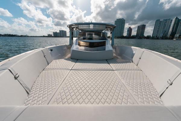 2022 Tesoro T40 Outboard
