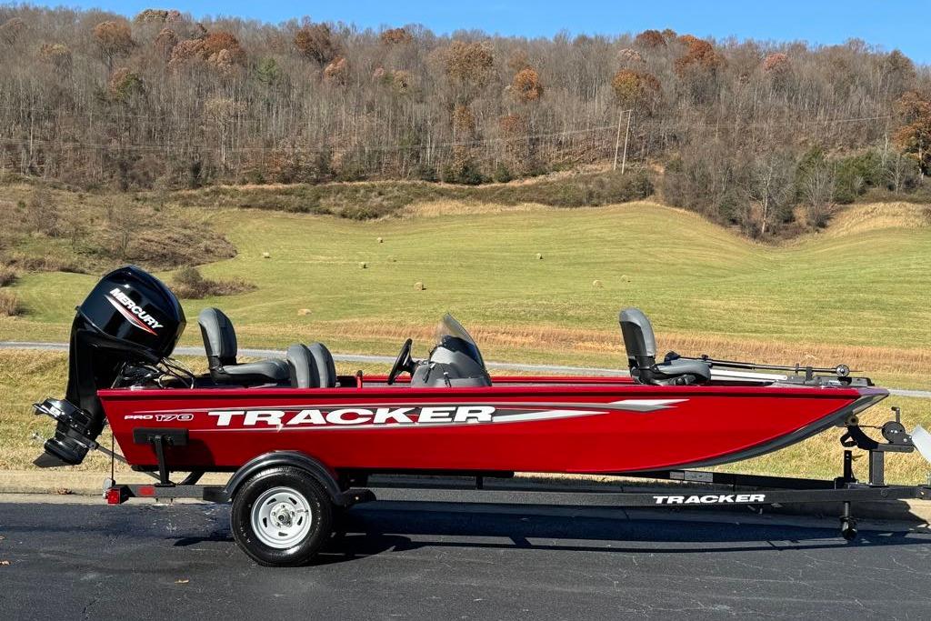 2026 Tracker Pro 170