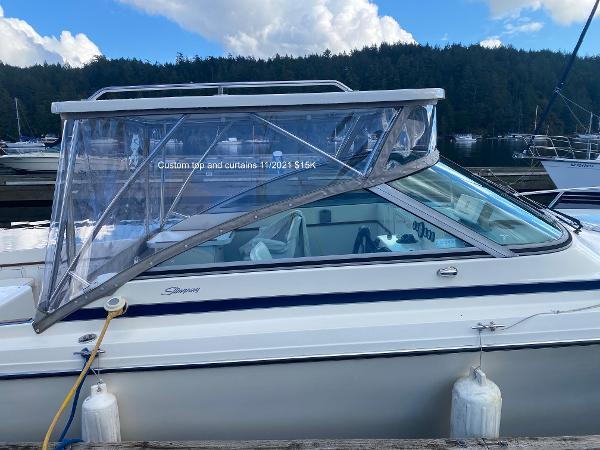 2002 Hourston Glascraft Island Runner