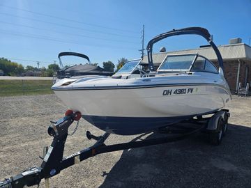 2018 Yamaha Boats 212 LTD S