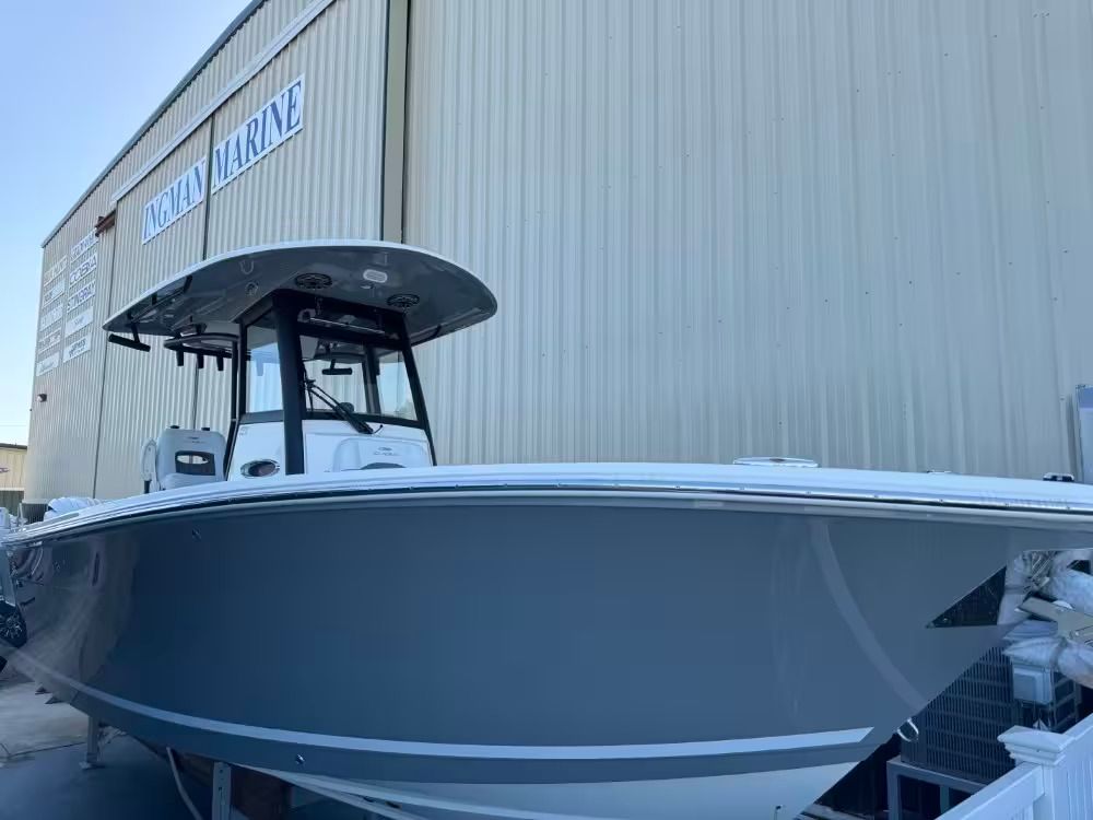 2025 Cobia 265 CC Open