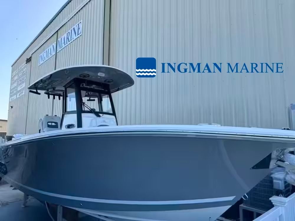 Cobia 265 Open Center Console
