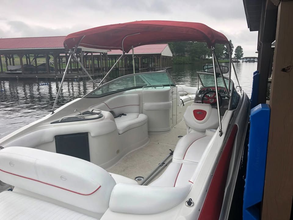 2004 Crownline 260 EX