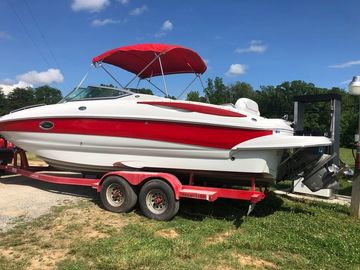 2004 Crownline 260 EX