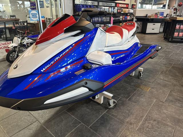 2023 Yamaha Boats VX Limited