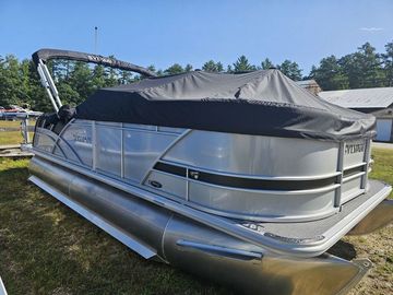 2025 Sylvan Mirage 8520 CLZ DH